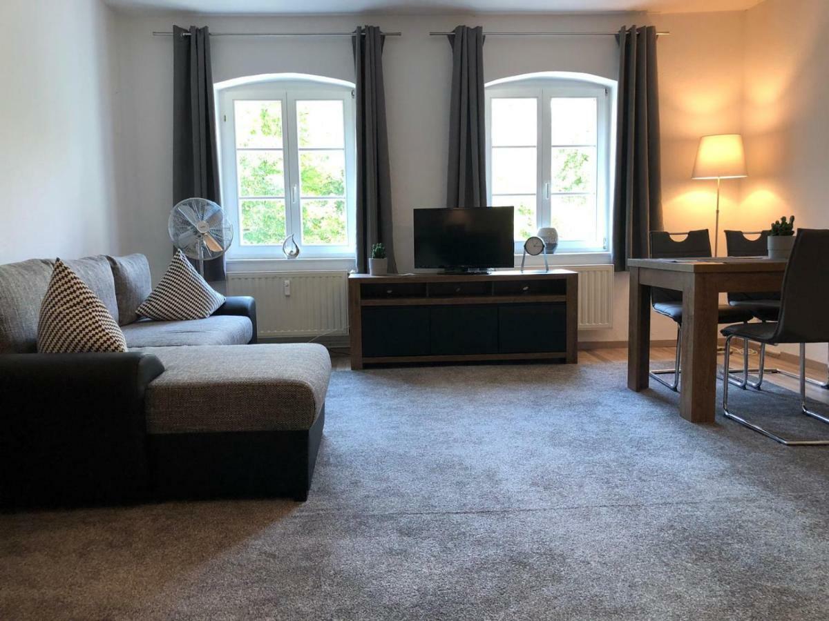 (פרנקפורט (אודר Viadrina Rooms & Apartments Frankfurt-Oder Am Park Im Zentrum מראה חיצוני תמונה